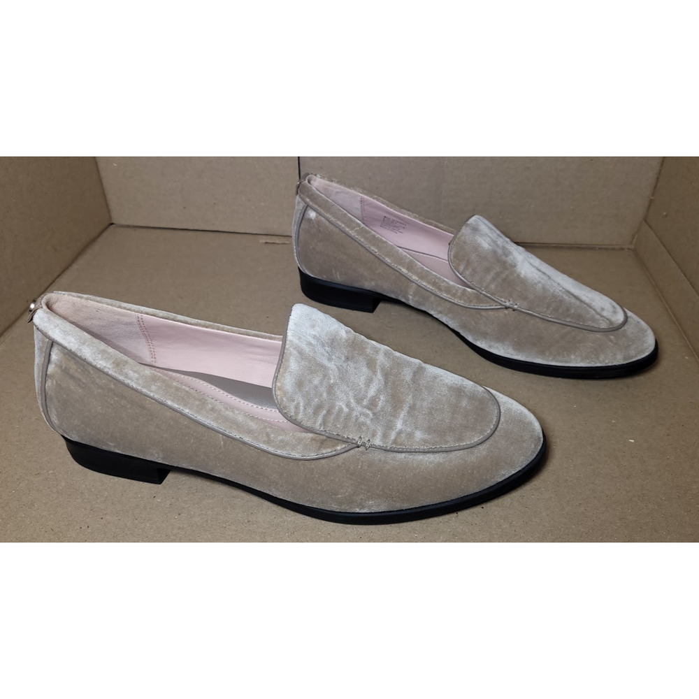 Taryn Rose Bryn Beige Textile Faux Suede Womens Loafer Shoe Leather 8.5B